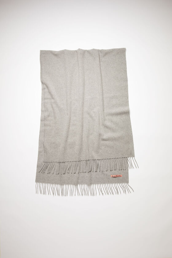 (image for) Unique Attraction Fringe wool scarf - oversized